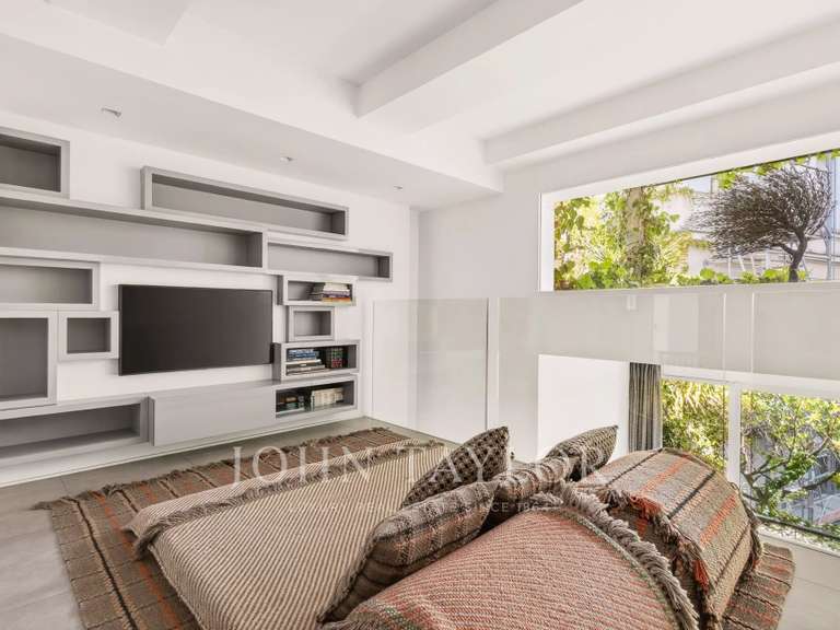 Appartement Paris 8e - 3 chambres - 170m²