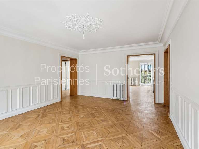 Appartement Paris 8e - 4 chambres - 253m²