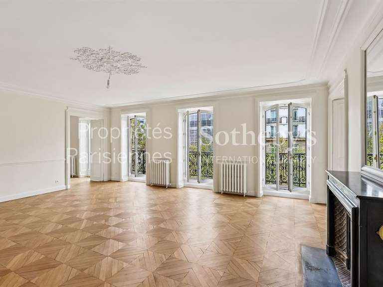 Appartement Paris 8e - 4 chambres - 253m²