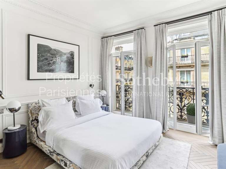 Apartment Paris 8e - 3 bedrooms - 178m²