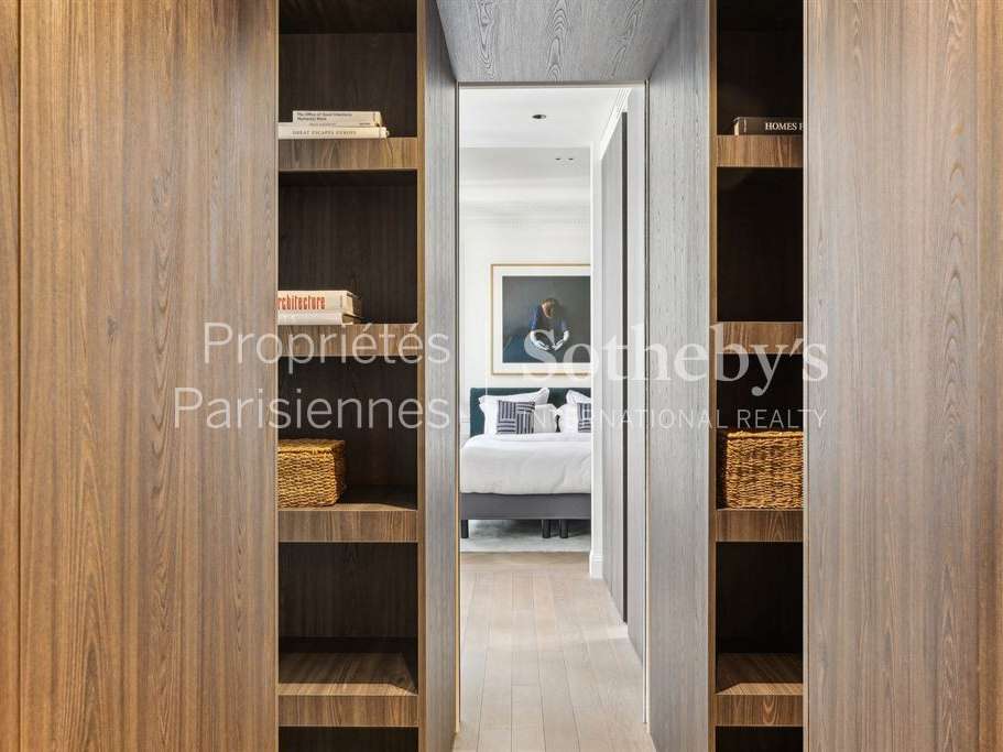 Apartment Paris 8e