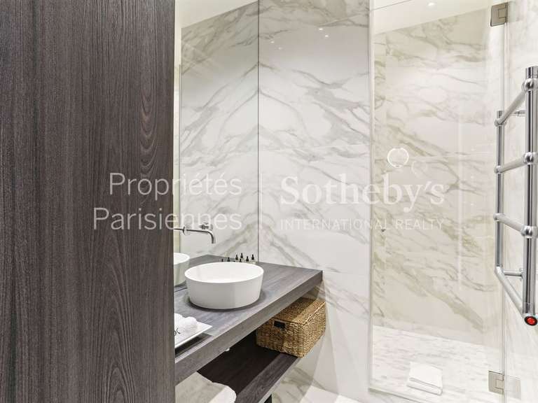 Apartment Paris 8e - 3 bedrooms - 178m²