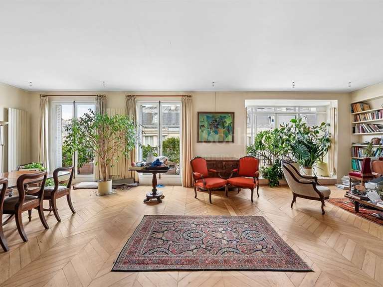 Appartement Paris 8e - 3 chambres - 184m²
