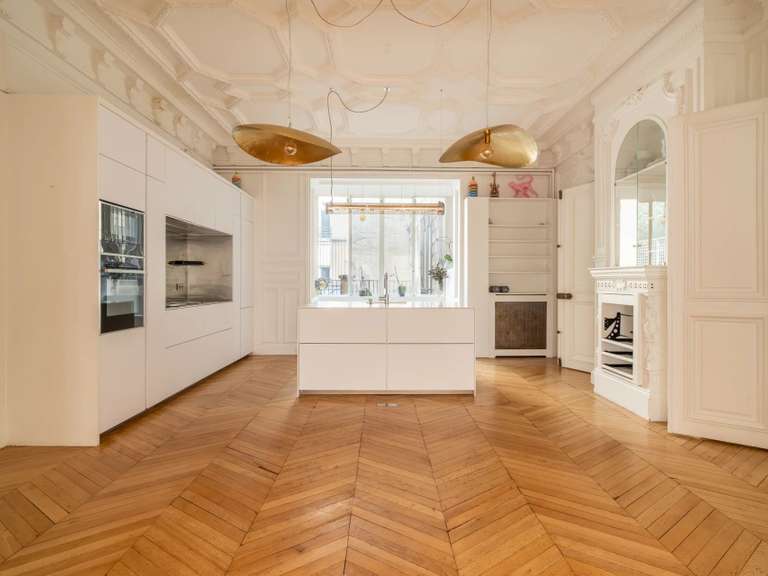 Appartement Paris 8e - 3 chambres - 152m²