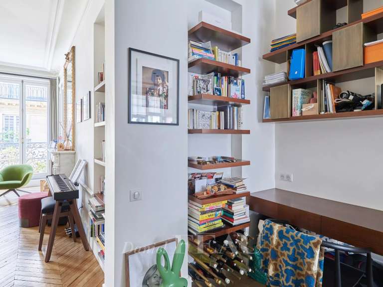 Appartement Paris 8e - 1 chambre - 69m²