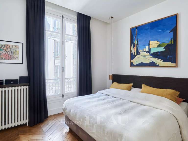 Appartement Paris 8e - 1 chambre - 69m²