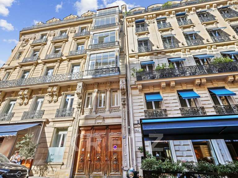 Appartement Paris 8e - 18m²