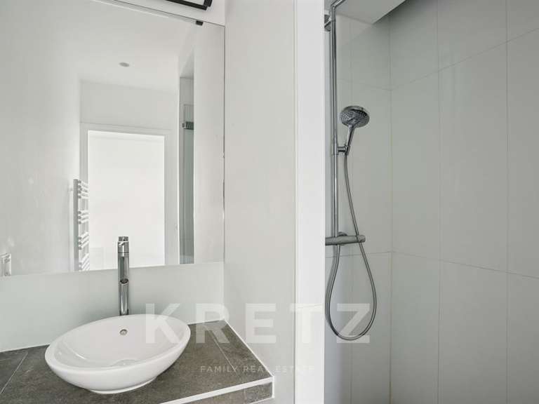 Appartement Paris 8e - 18m²