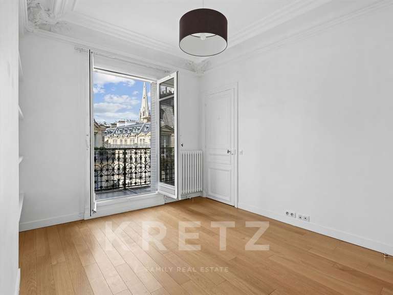 Appartement Paris 8e - 3 chambres - 151m²