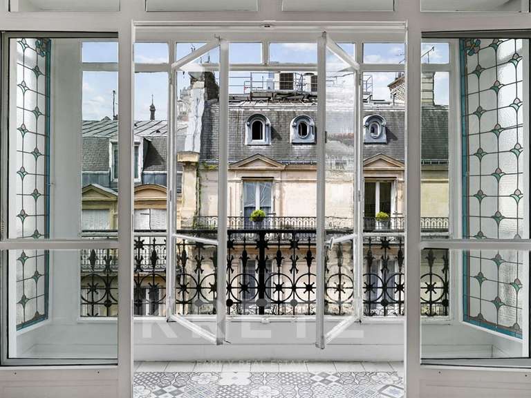 Appartement Paris 8e - 3 chambres - 151m²