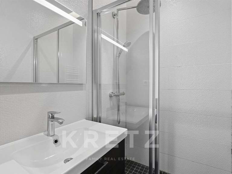 Appartement Paris 8e - 3 chambres - 151m²