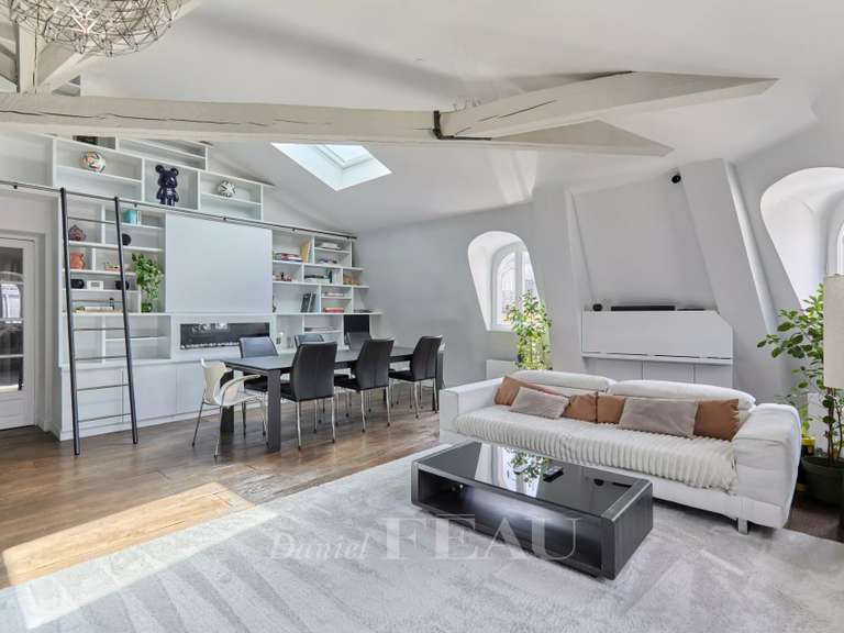 Appartement Paris 8e - 2 chambres - 124m²