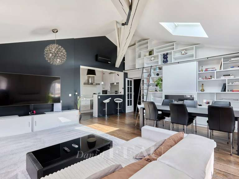 Appartement Paris 8e - 2 chambres - 124m²