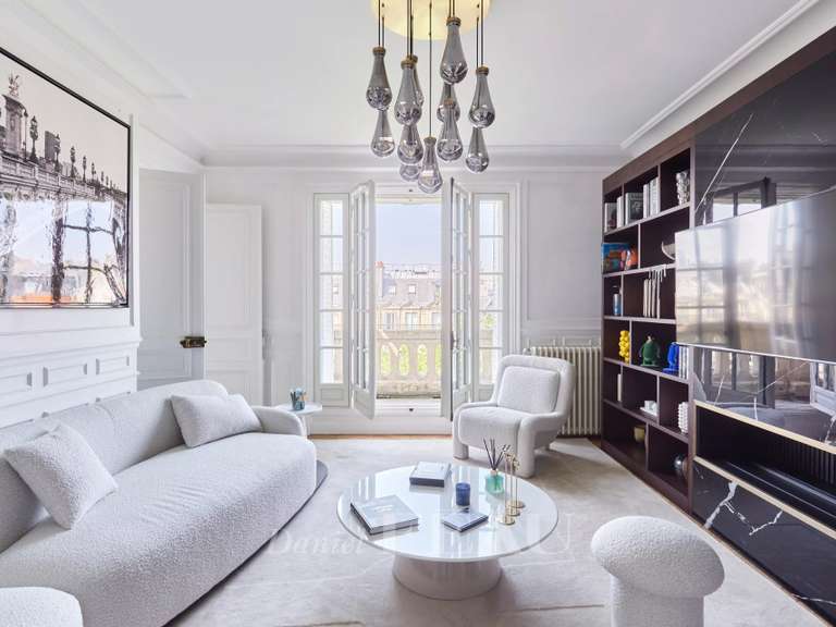 Appartement Paris 8e - 5 chambres - 244m²