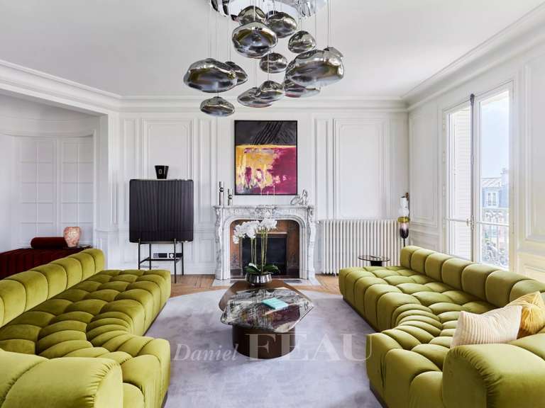 Appartement Paris 8e - 5 chambres - 244m²