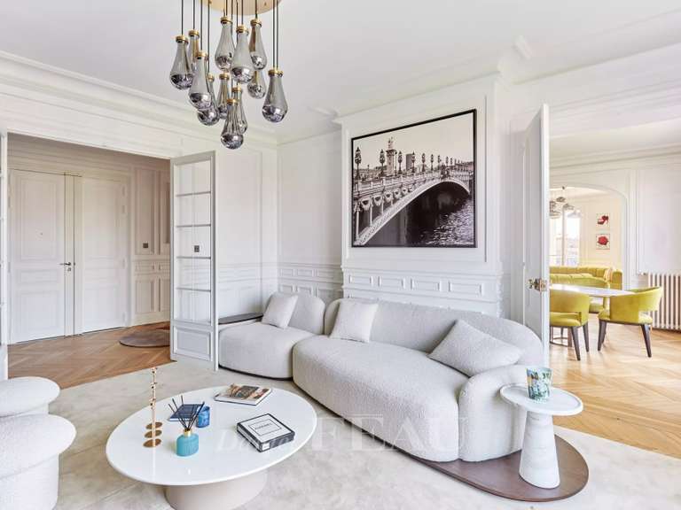 Appartement Paris 8e - 5 chambres - 244m²