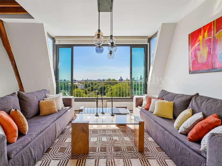 Appartement Paris 8e - 2 chambres - 126m²