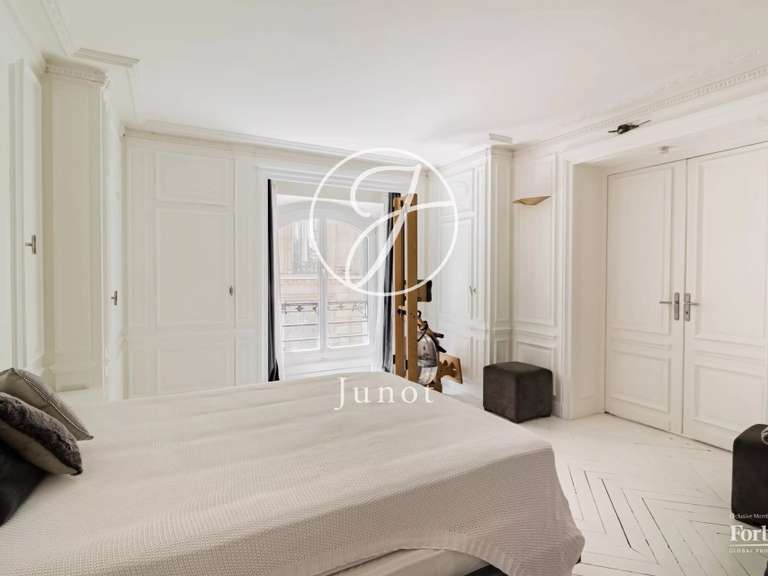 Apartment Paris 8e - 4 bedrooms - 202m²