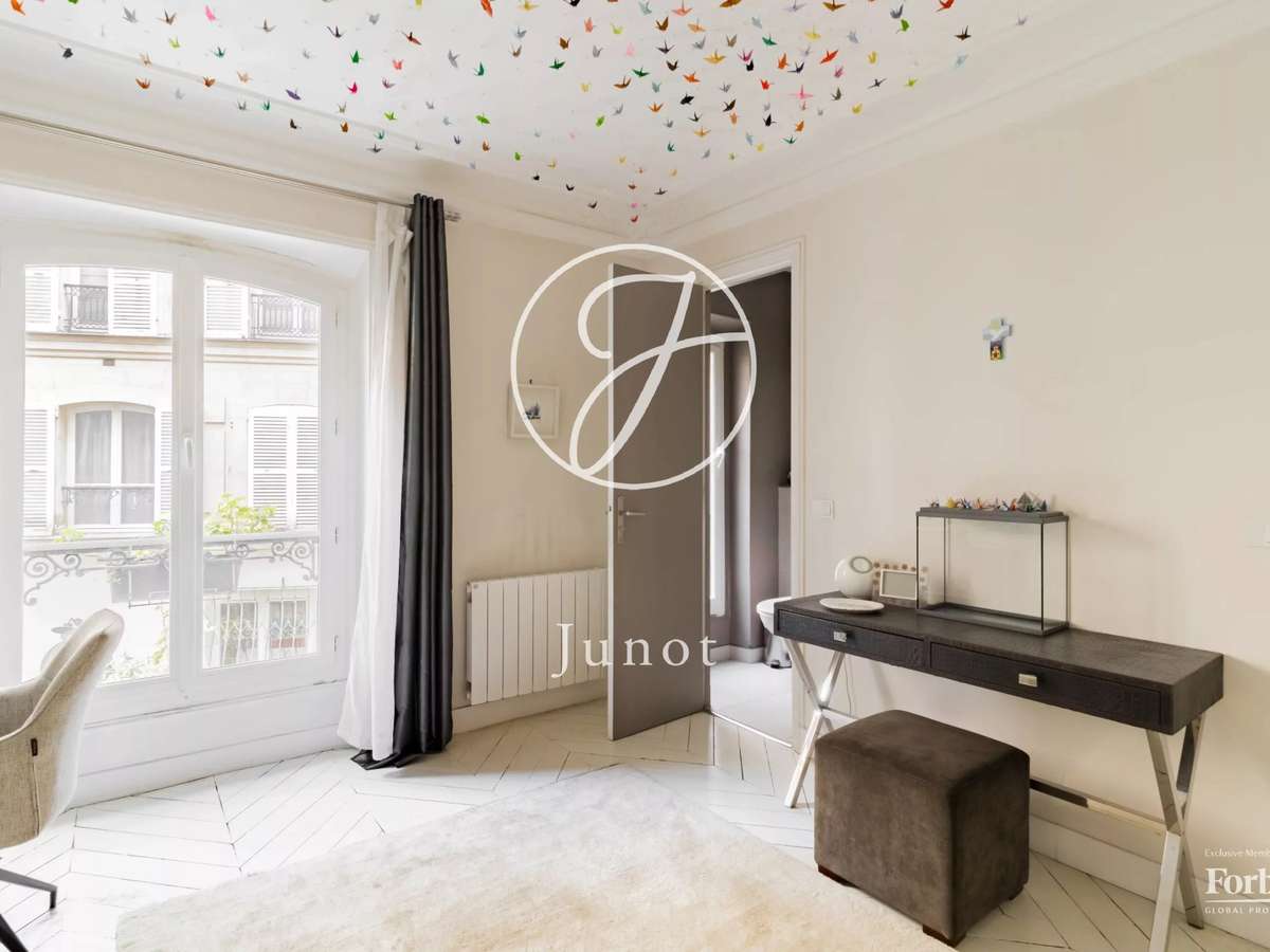 Apartment Paris 8e