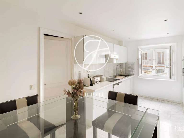Apartment Paris 8e - 4 bedrooms - 202m²