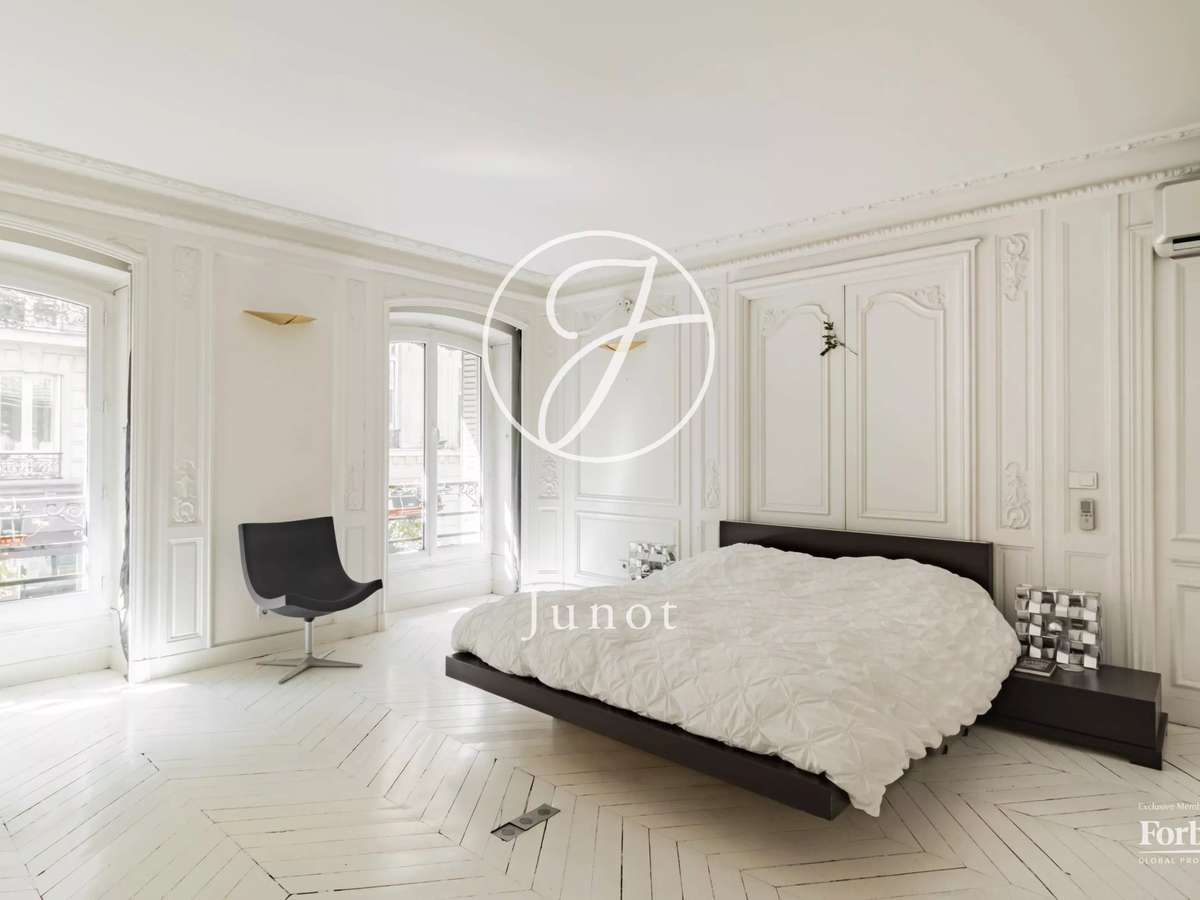 Apartment Paris 8e