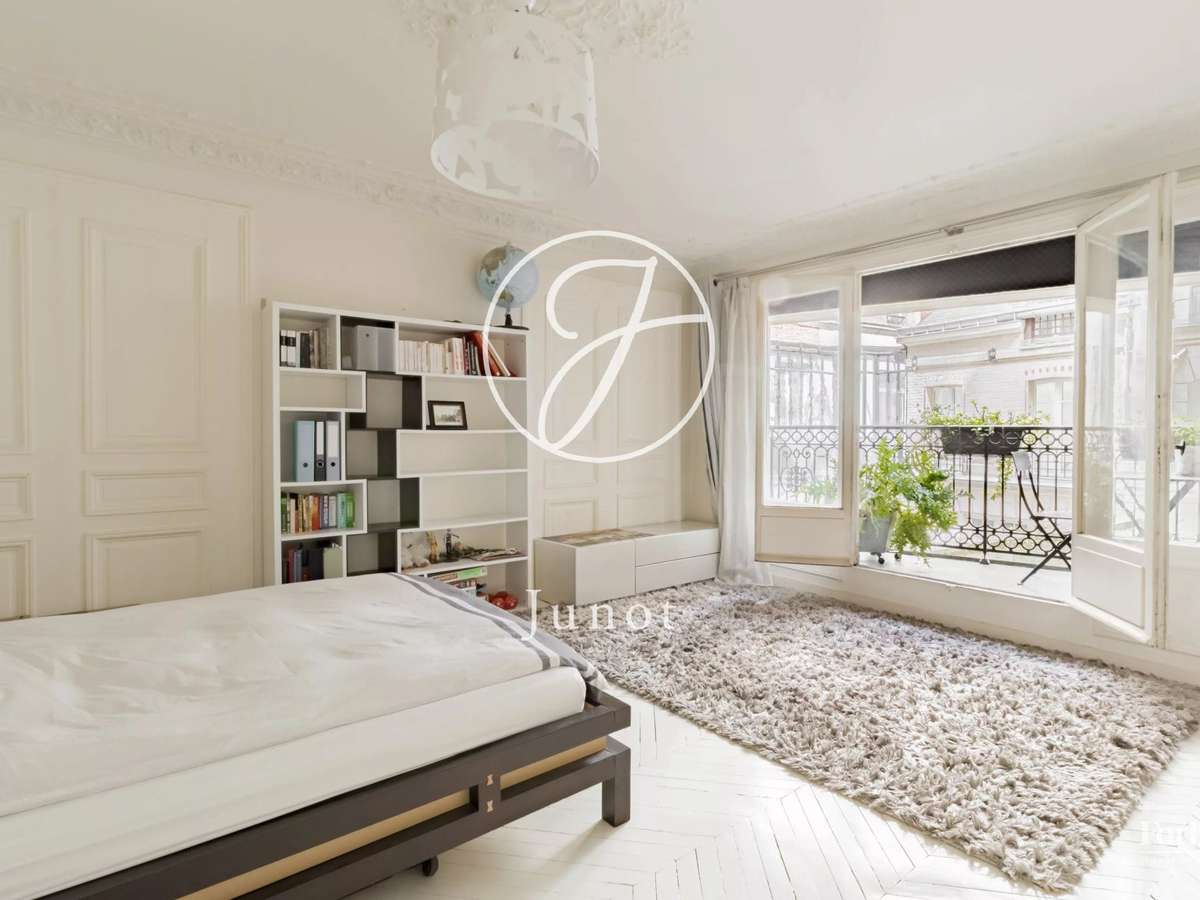 Apartment Paris 8e
