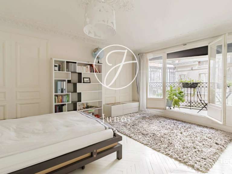 Apartment Paris 8e - 4 bedrooms - 202m²