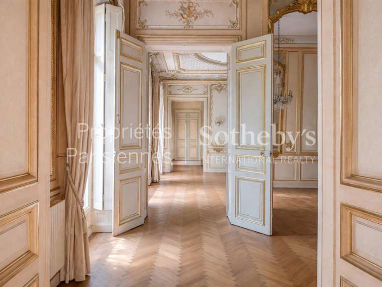 Appartement Paris 8e - 5 chambres - 368m²