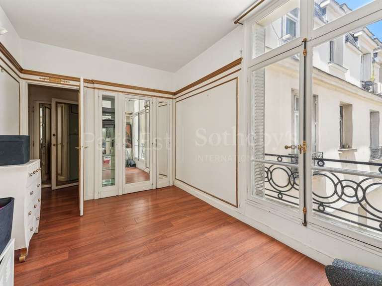Appartement Paris 8e - 1 chambre - 58m²