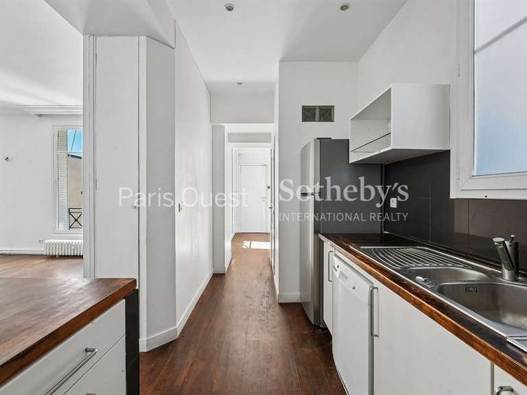 Appartement Paris 8e - 2 chambres - 79m²