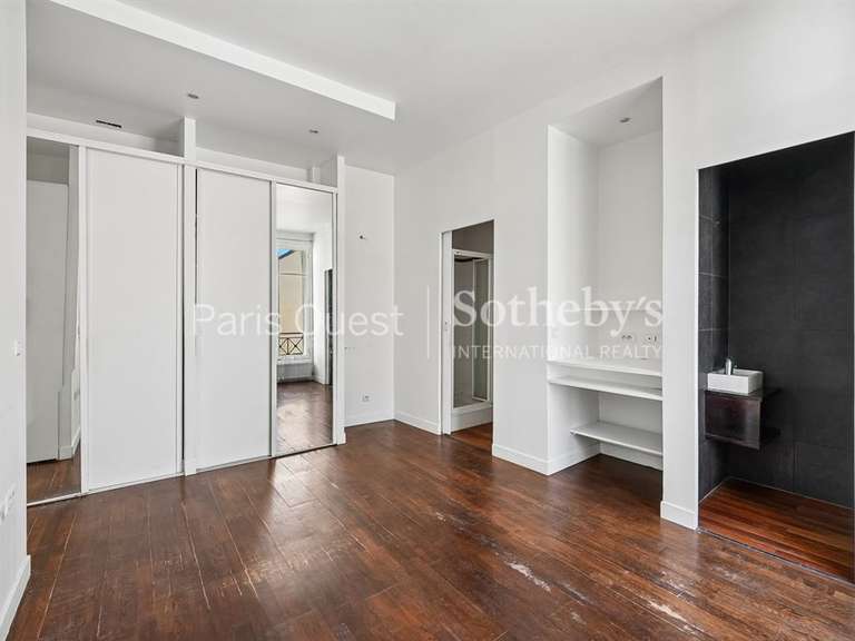 Apartment Paris 8e - 2 bedrooms - 79m²