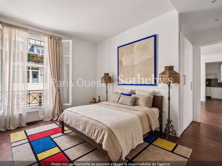 Apartment Paris 8e - 2 bedrooms - 79m²