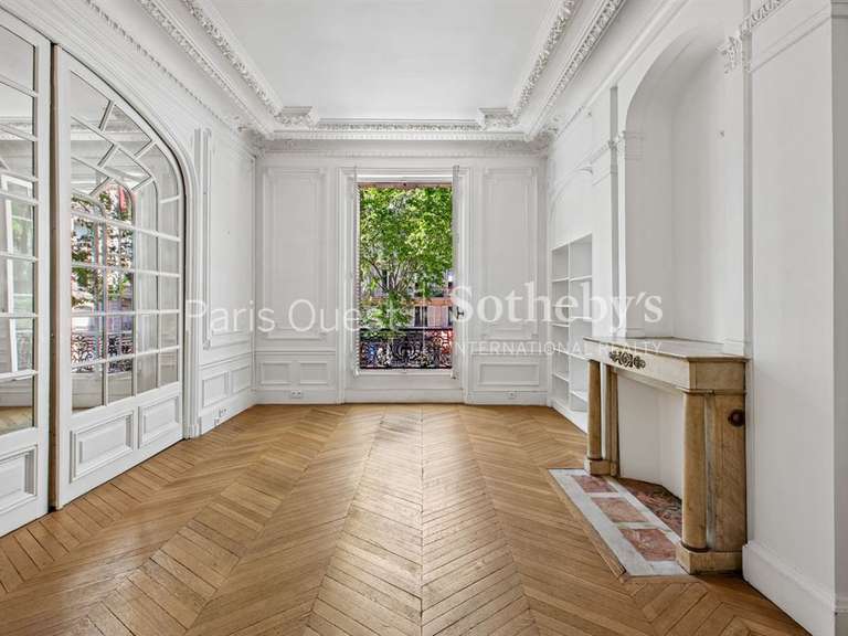 Appartement Paris 8e - 3 chambres - 270m²