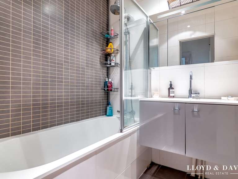 Appartement Paris 8e - 2 chambres - 60m²