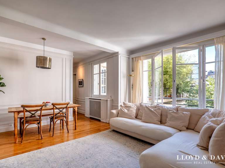 Appartement Paris 8e - 2 chambres - 60m²