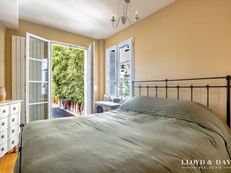 Appartement Paris 8e - 2 chambres - 60m²