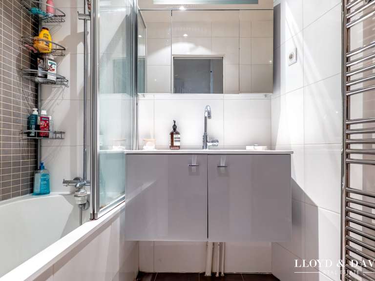 Appartement Paris 8e - 2 chambres - 60m²