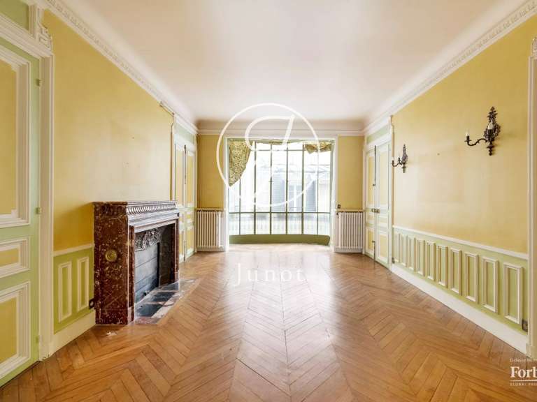 Appartement Paris 8e - 5 chambres - 168m²