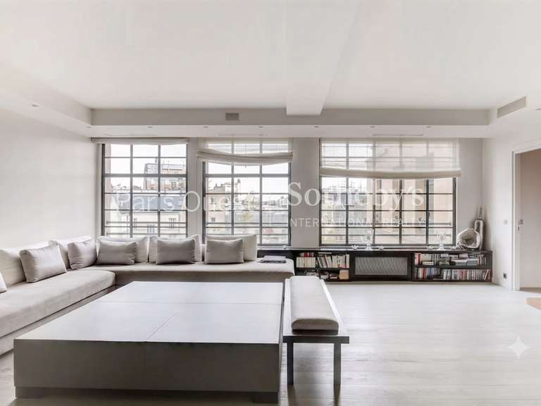 Appartement Paris 8e - 2 chambres - 152m²