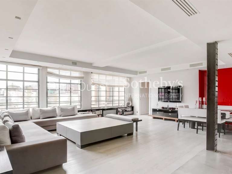 Appartement Paris 8e - 2 chambres - 152m²