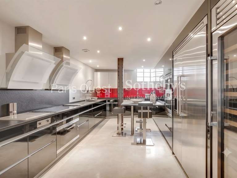Apartment Paris 8e - 2 bedrooms - 152m²