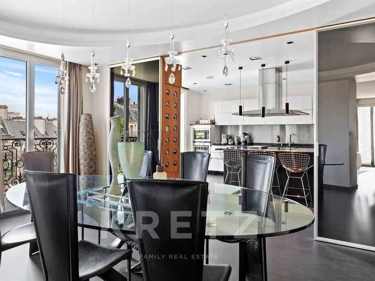 Apartment Paris 8e - 3 bedrooms - 212m²