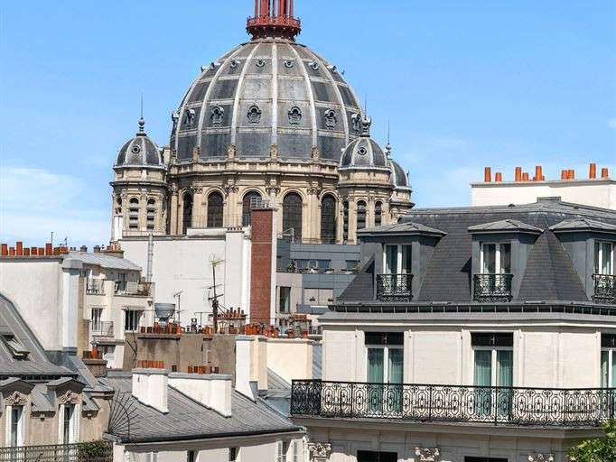 Appartement Paris 8e - 3 chambres - 212m²