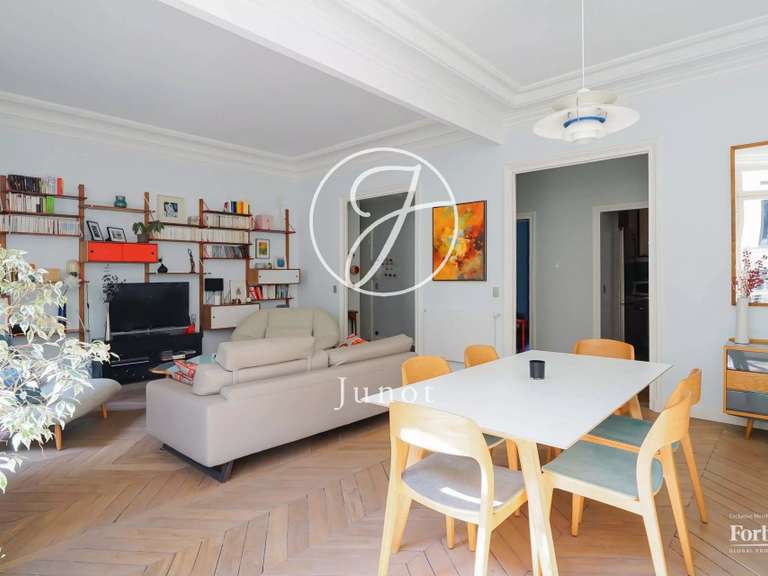 Appartement Paris 8e - 3 chambres - 119m²