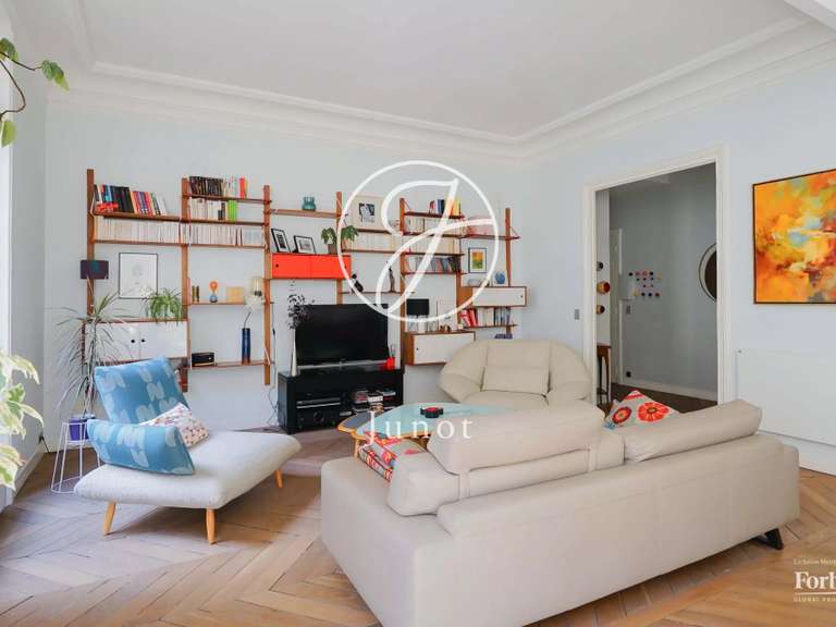 Appartement Paris 8e - 3 chambres - 119m²