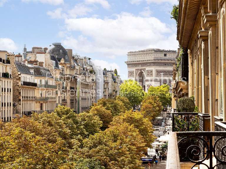 Appartement Paris 8e - 5 chambres - 389m²