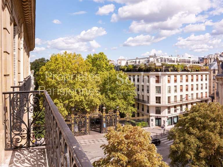 Appartement Paris 8e - 5 chambres - 389m²