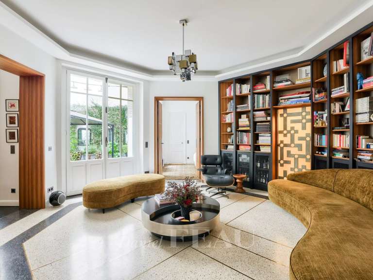 Appartement Paris 8e - 3 chambres - 206m²
