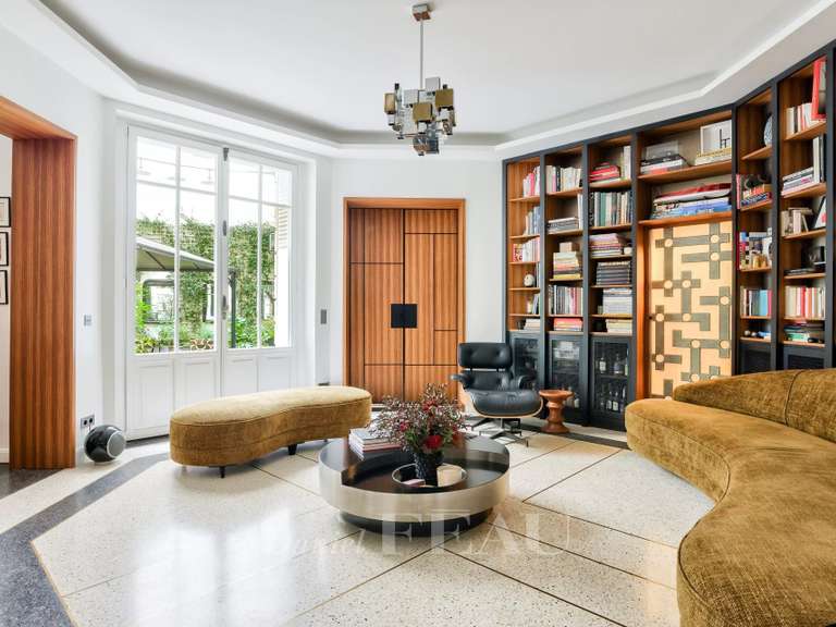 Appartement Paris 8e - 3 chambres - 206m²