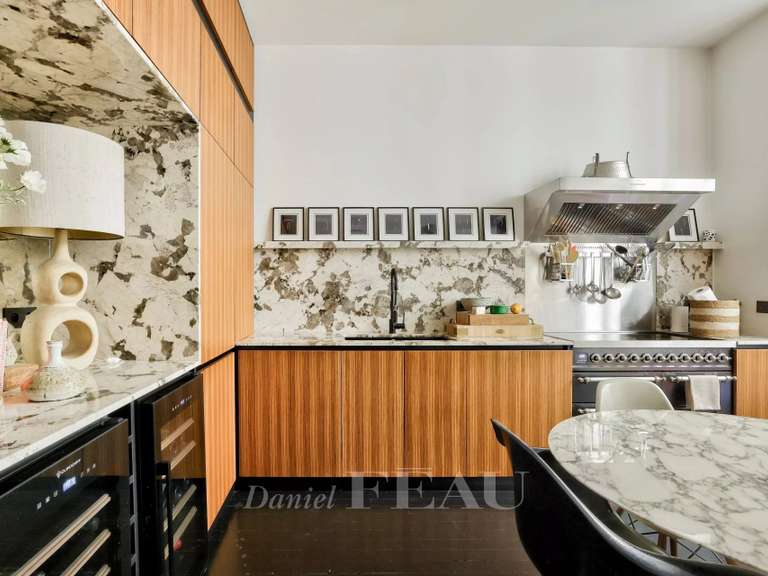 Appartement Paris 8e - 3 chambres - 206m²